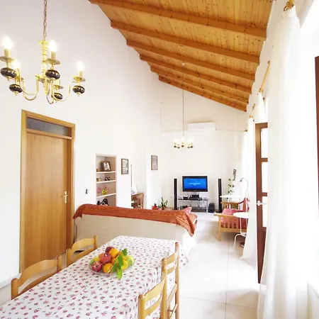 Old Town House Near The Rethymno
